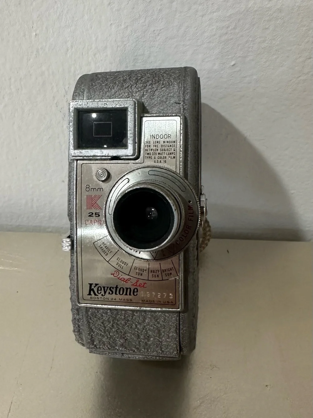 8mm Capri 25 Vintage Camera - Silver